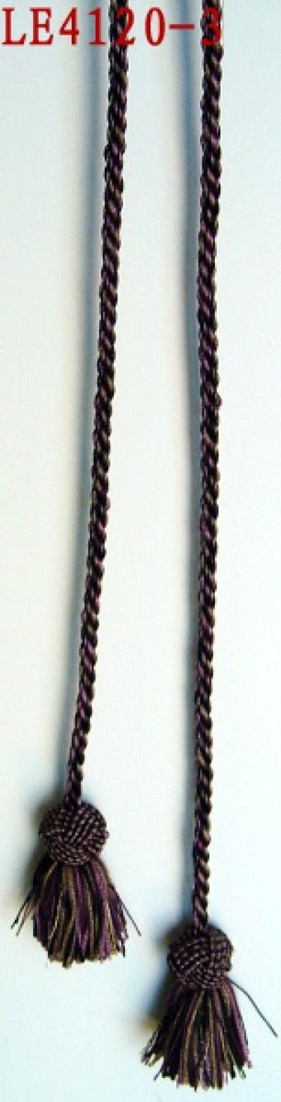 tieback trimming (Raffhalter Trimmen)