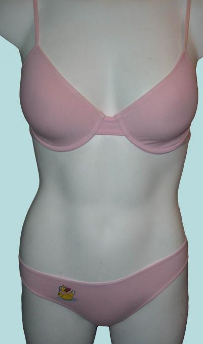 Bra and brief set (Soutien-gorge et brève série)