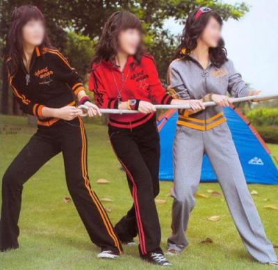 SPORTS WEAR (SPORTS WEAR)