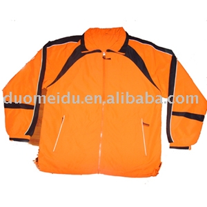 Men`s casual outerwear made in twill (Men`s casual outerwear made in twill)