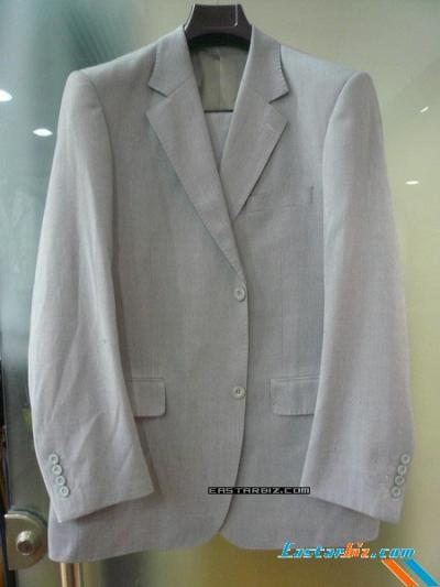 suit (suit)