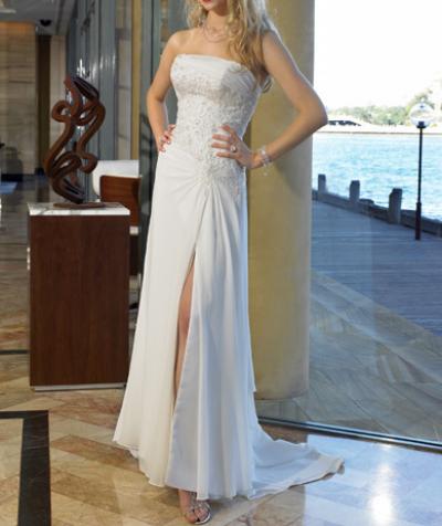 Wedding dress MS 1070 (Robe de mariée MS 1070)