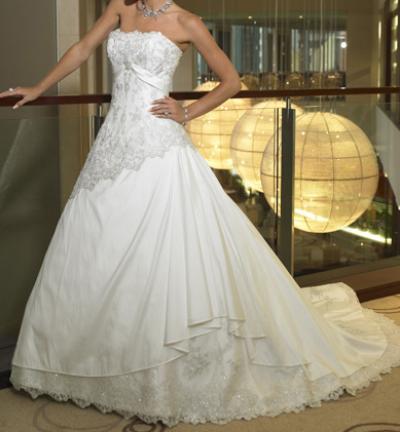 Wedding dress Ms 1054 (Robe de mariée Mme 1054)