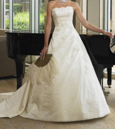 Wedding dress MS 1056 (Robe de mariée MS 1056)