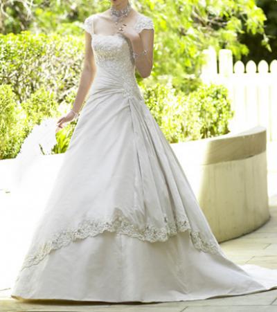 Wedding dress MS 1047 (Robe de mariée MS 1047)