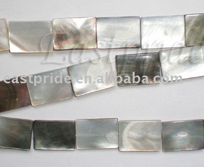 shell beads(SHBD030) (perles de coquillages (SHBD030))