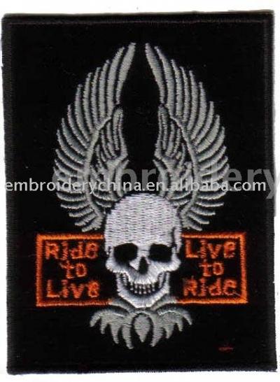 embroidered skull patch/badge/applique (embroidered skull patch/badge/applique)
