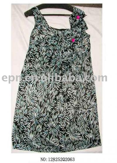 Leisure Lady`s Dress, Authentic Brand Dress (Leisure Lady`s Dress, Authentic Brand Dress)