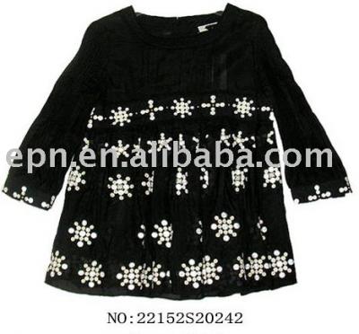Lady`s Black and White shirt , Branded shirt (Lady`s Black and White shirt , Branded shirt)