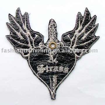 Embroidered Motif (Gestickte Motiv)