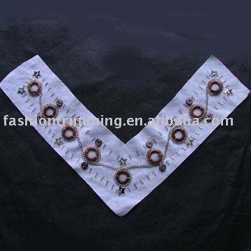 Collar Motif