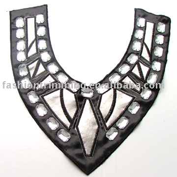 Collar Motif (Halsband Motiv)