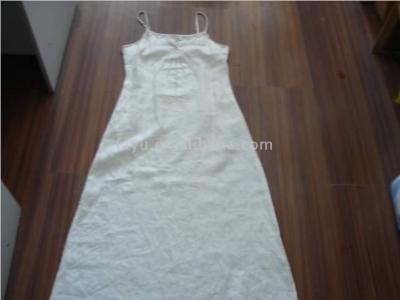 dress (robe)