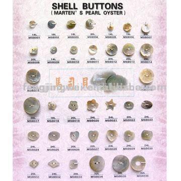 Shell Buttons (Marten`s Pearl Oyster) (Shell Buttons (Marten `s Pearl Oyster))