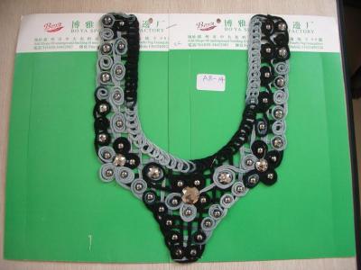 lace collar (кружевной воротник)