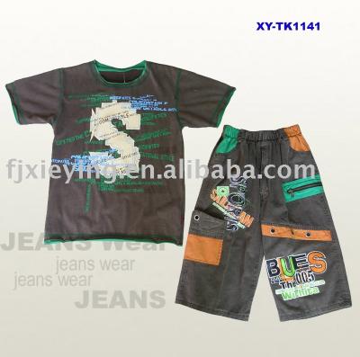 vintage t-shirt with shorts
