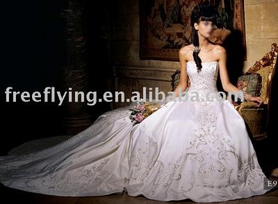 wedding dress, bridal dress, wedding gown (robes de mariée, robe de mariée, robe de mariée)