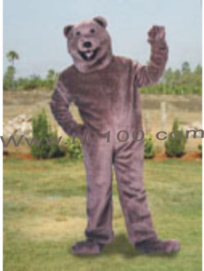 fur costume (меховых костюмах)