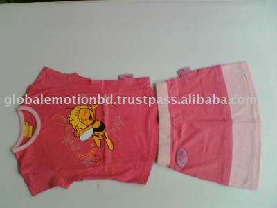 Girls `Kleider (Girls `Kleider)