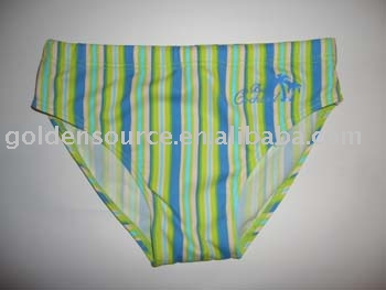 B32 Boys swim short (Garçons B32 nager court)