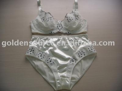 Ladies lingerie set (Дамы набора белья)