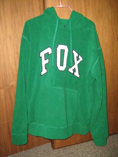 US$3.2/pc x 9515pcs men`s pullover jacket (US $ 3.2/pc X 9515pcs мужские пуловеры куртки)