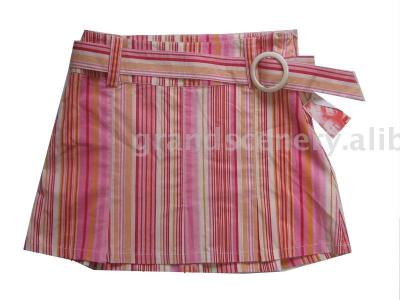 girl`s fashion skirt