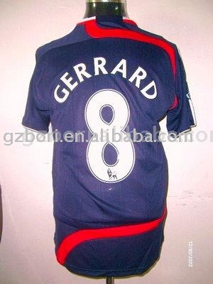 New club soccer jersey--Liverpool # Gerrard (Новый футбольный клуб Джерси - Ливерпуль # Джеррард)