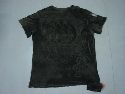 t-shirt (t-shirt)