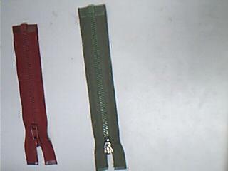 zipper (zipper)