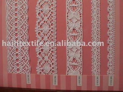 crochet lace (dentelle au crochet)