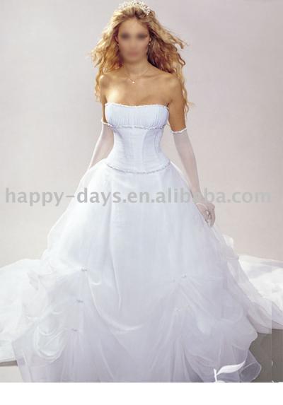 Fashionable Bridal Gown of Newest Design (La mode robe nuptiale des plus récents Design)