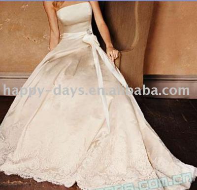 Stylish Bridal Gowns with high-quality French Taffeta, Italian Organza (Stilvolle Brautkleider mit hochwertigen Taft Französisch, Italienisch Organza)