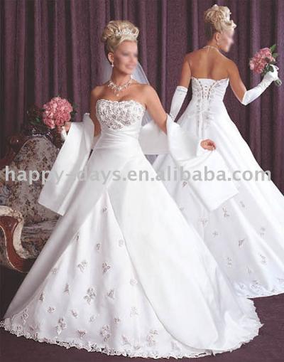 Fashionable Bridal Gowns with high-quality French Taffeta, Italian Organza (Robes de mariée à la mode d`organza de qualité en français Taffetas, italien)