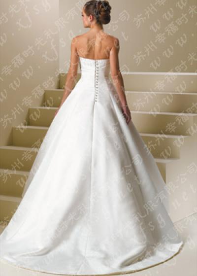 Stylish Bridal Gowns with high-quality French Taffeta, Italian Organza (Stilvolle Brautkleider mit hochwertigen Taft Französisch, Italienisch Organza)