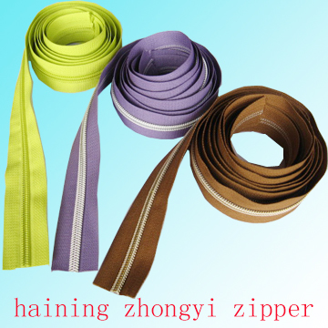 NYLON ZIPPER (NYLON ZIPPER)