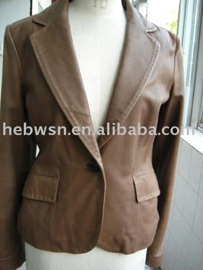 leather jacket (кожаная куртка)