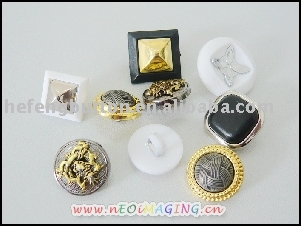 plastic button (bouton plastique)