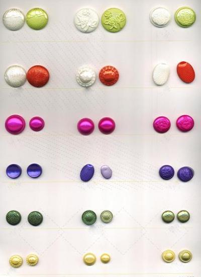 plastic button (bouton plastique)