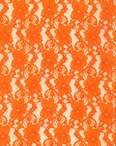 lace fabric (кружевной тканью)