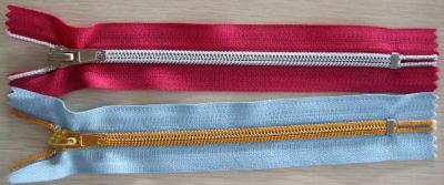 Nylon Zipper with Sliver and Golden Teeth (Nylon Zipper mit Sliver und Golden Teeth)