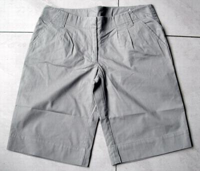 ladies` 100% cotton bermuda. (ladies` 100% cotton bermuda.)