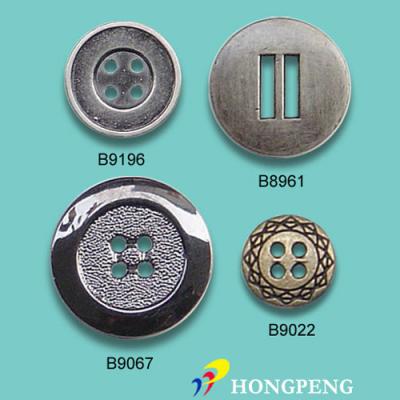 Sew Buttons (Knöpfe annähen)