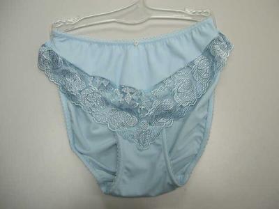 Brief (Brief)