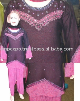 Girls Wear Fashion Shalwar Kameez: Double Shirt (Girls Wear Fashion Shalwar Kameez: Double Shirt)