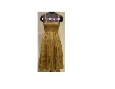 Ladies Long Dress (Mesdames Long Dress)