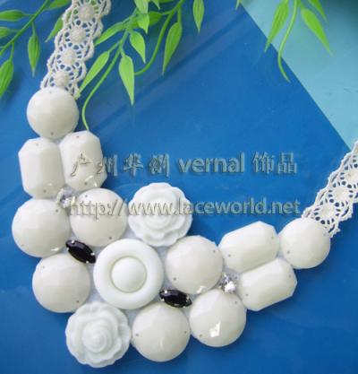 Collar (Collier)