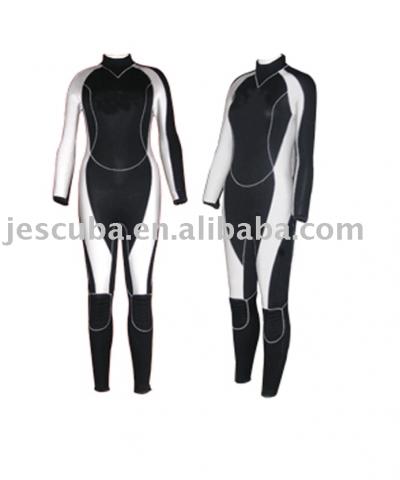 Wetsuits (Tauchanzüge)
