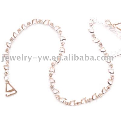 bra strap (BH-Träger)