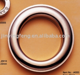 eyelet (oeillet)